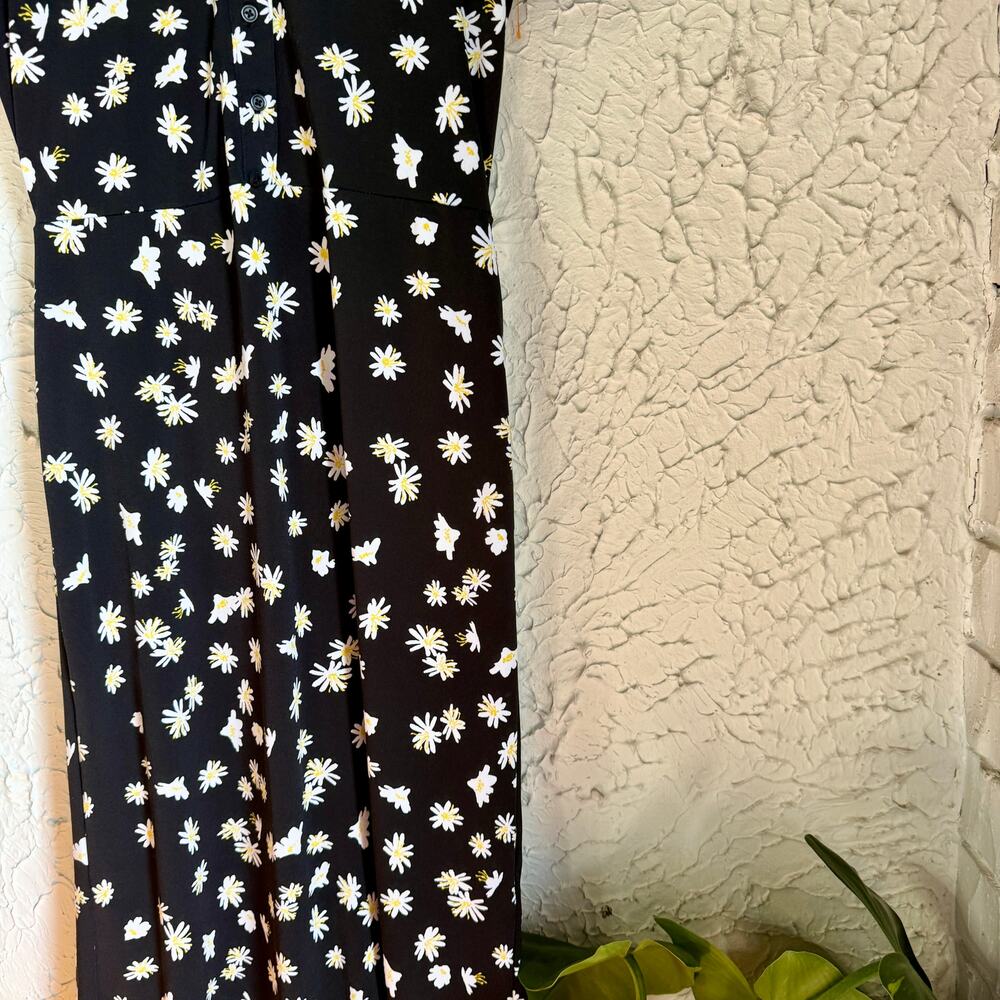 Cynthia Rowley Daisy Print Black Floral Shirt Cottagecore Button Front Size 12 - Picture 4 of 10